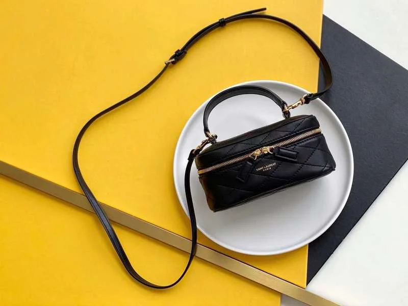 Yves Saint Laurent bags for casual everyday wearYves Saint Laurent - Bags