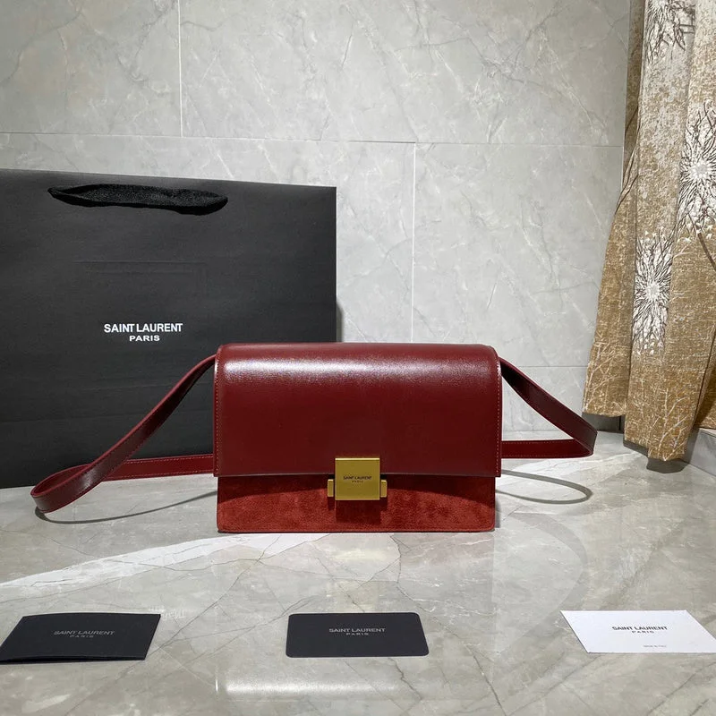 Yves Saint Laurent bags for a chic, modern styleYves Saint Laurent - Bags