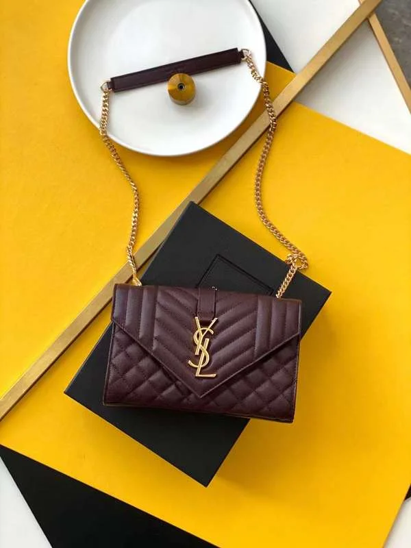 Yves Saint Laurent bags for a chic, modern styleYves Saint Laurent - Bags