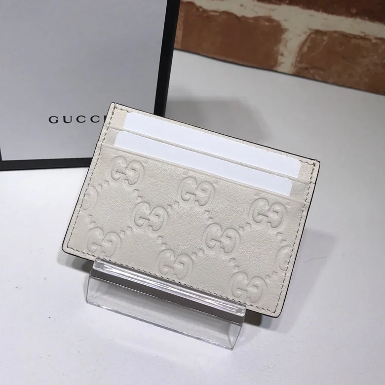 Women Gucci bags with a front - zip pocket for small itemsWF - Gucci Bags - 714