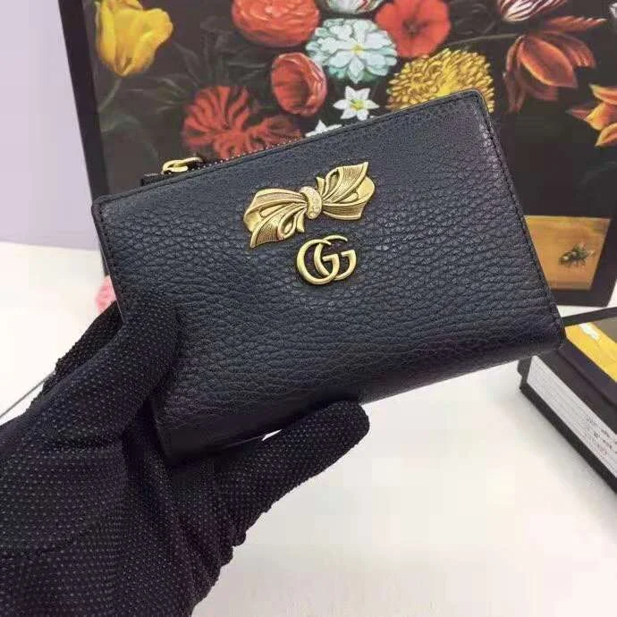 Women Gucci bags with a front - zip pocket for small itemsWF - Gucci Bags - 703