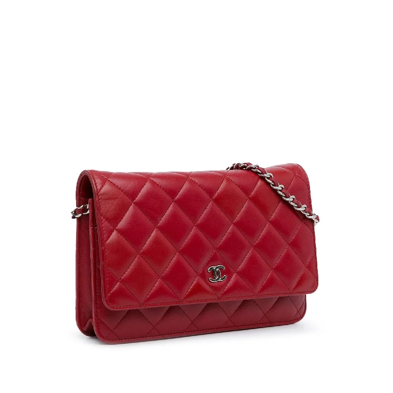 Chanel bags for those who value investment piecesChanel Classic Lambskin Wallet on Chain (9jdyPo)