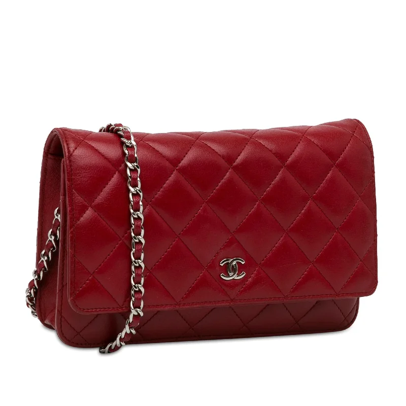 Chanel Designer Handbag with Unique DesignChanel Classic Lambskin Wallet on Chain (K44mDi)