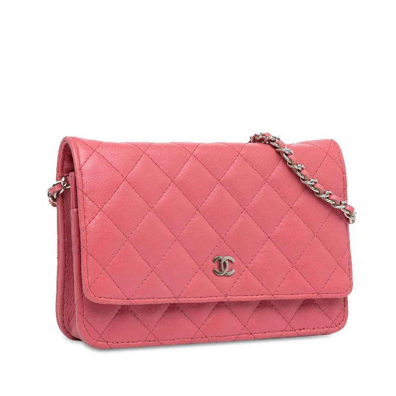 Chanel Luxury Handbag for High - End EventsChanel Classic Lambskin Wallet on Chain (oopfuU)