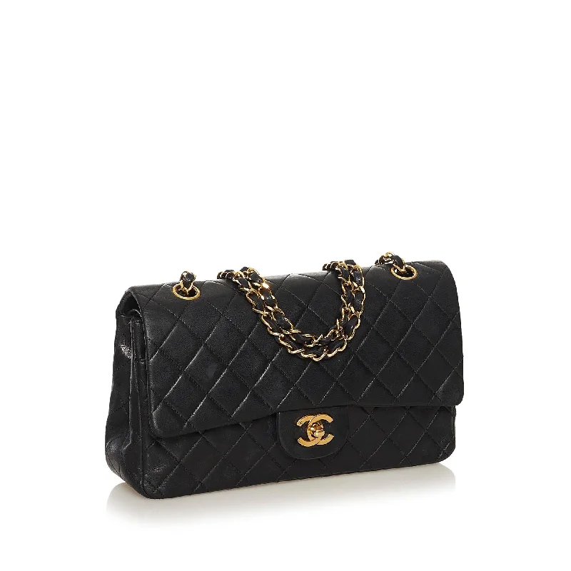 Chanel All - Match Handbag for Versatile StylingChanel Classic Medium Lambskin Double Flap Bag (34612)