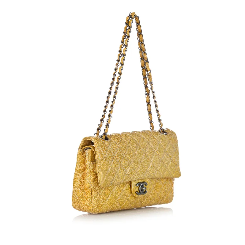 Chanel Lightweight Handbag for Daily ErrandsChanel Classic Small Lambskin Leather Double Flap Bag (27031)