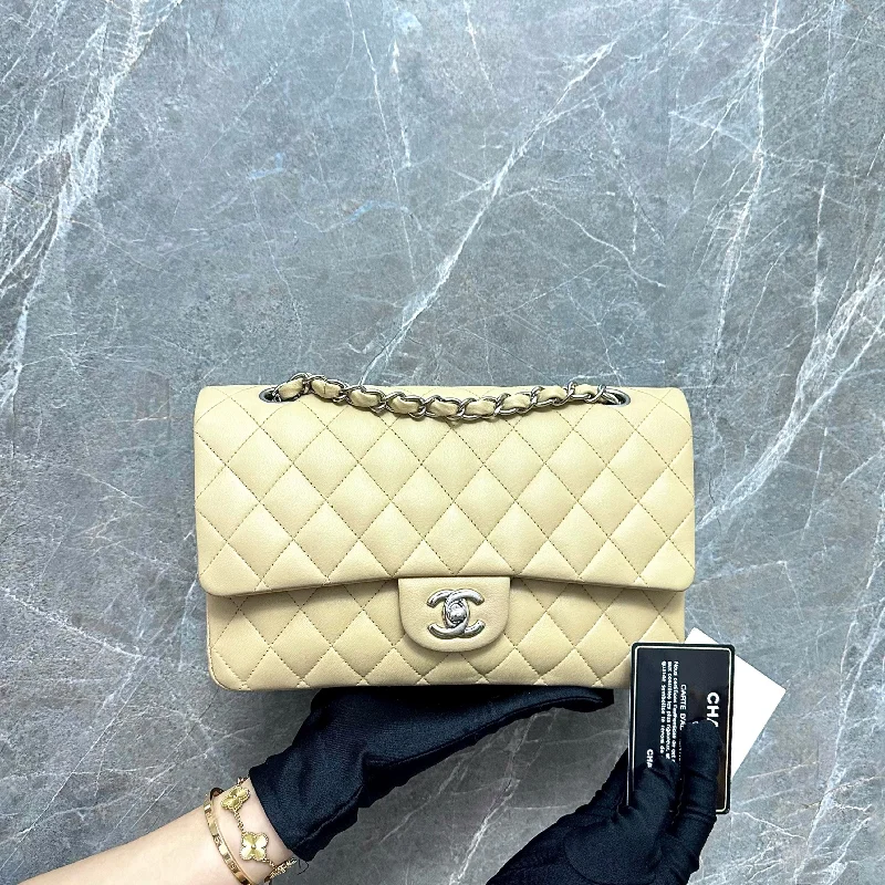 Chanel classicDouble Flap 25 CM Lambskin Beige SHW No 14