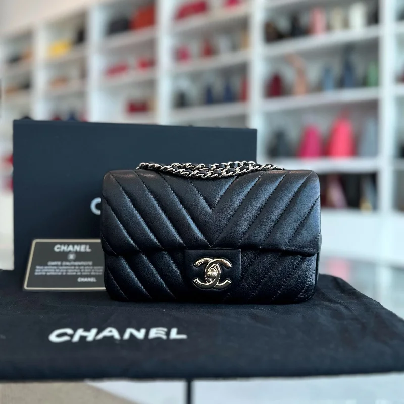 Chanel bags for women with a taste for high fashion*Like New* Mini Rectangular 20CM Chevron Lambskin Black LGHW