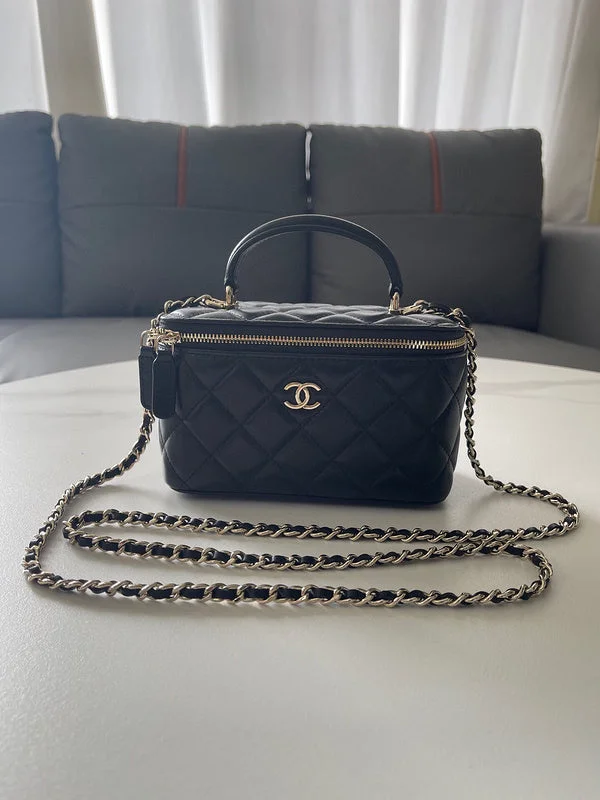 Chanel Handbag with Adjustable Strap for ComfortWF - Chanel Bags - 176