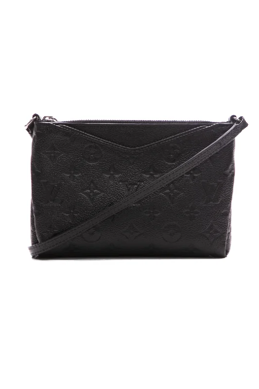 Chanel Black Handbag for Business MeetingsPallas Pochette Crossbody Bag