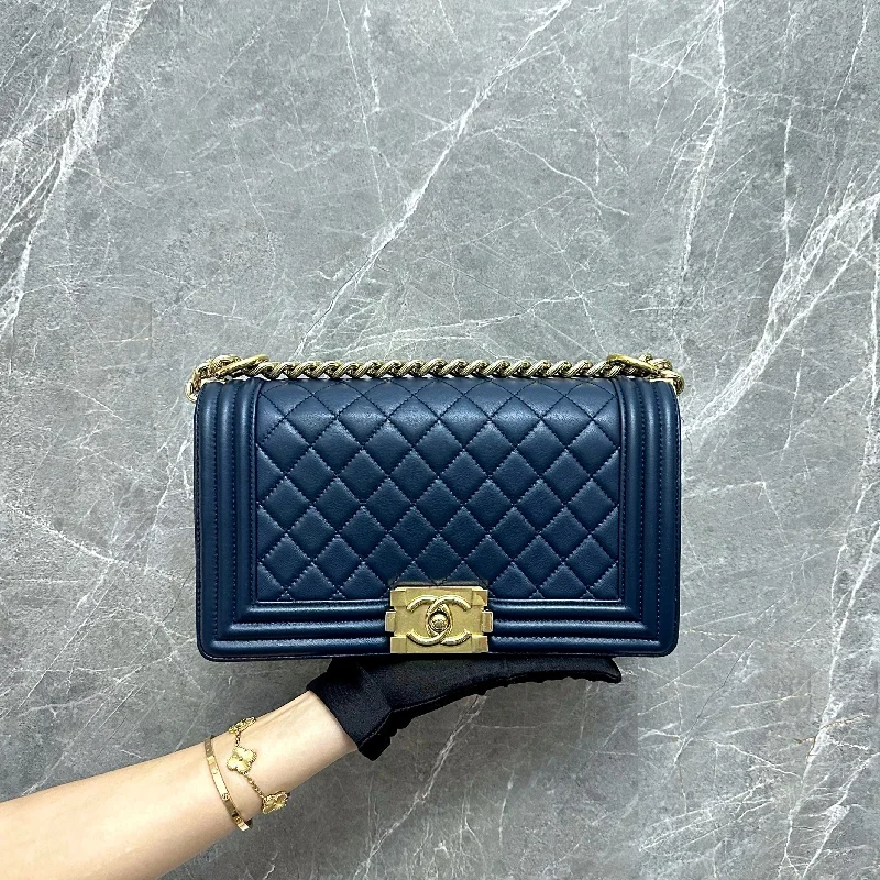 Chanel Classic Flap Bag for Evening PartyBoy Old Medium 25cm Lambskin Navy Blue GHW No 24