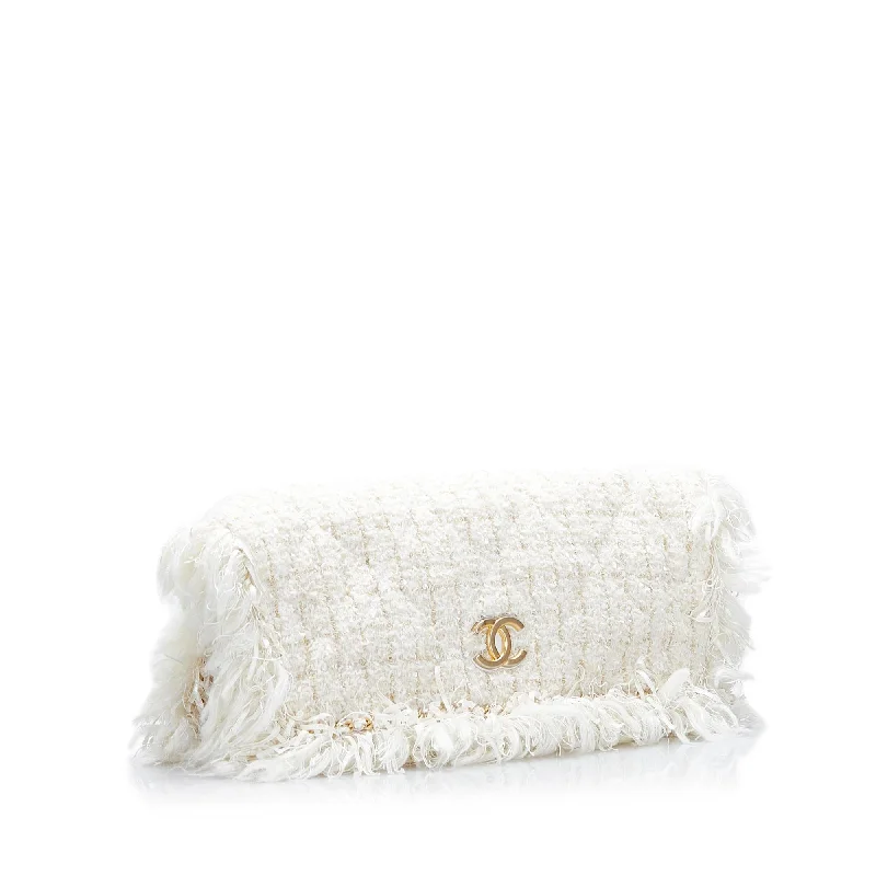 Chanel Luxury Handbag for High - End EventsChanel Cosmopolite Fringe Tweed Clutch Bag (6GTAwZ)