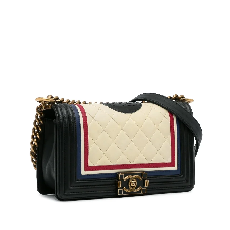 Chanel bags for women with a taste for high fashionChanel Crest-Embellished Medium Boy Bag (ThPZsB)