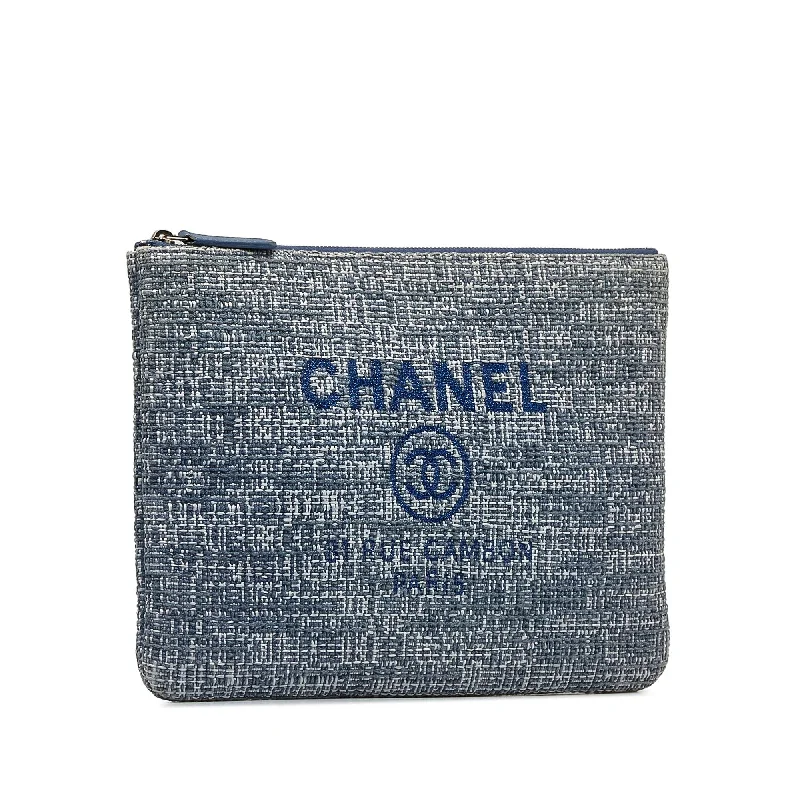 Chanel bags in luxury boutiques worldwideChanel Deauville O Case (XPfz2n)