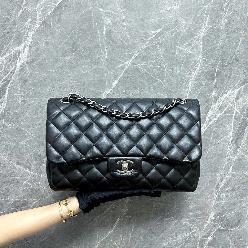 Chanel All - Match Handbag for Versatile StylingJumbo Double Flap Classic Flap Lambskin Black SHW No 14