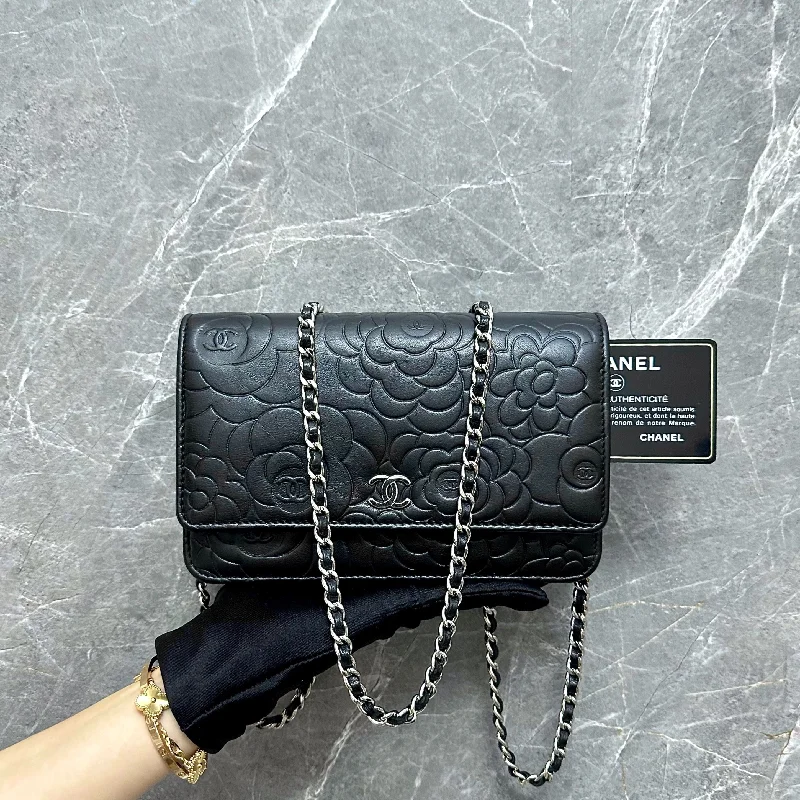 Chanel bags with leather and tweed combinationsWOC Camellia Wallet On Chain Lambskin Black SHW No 20