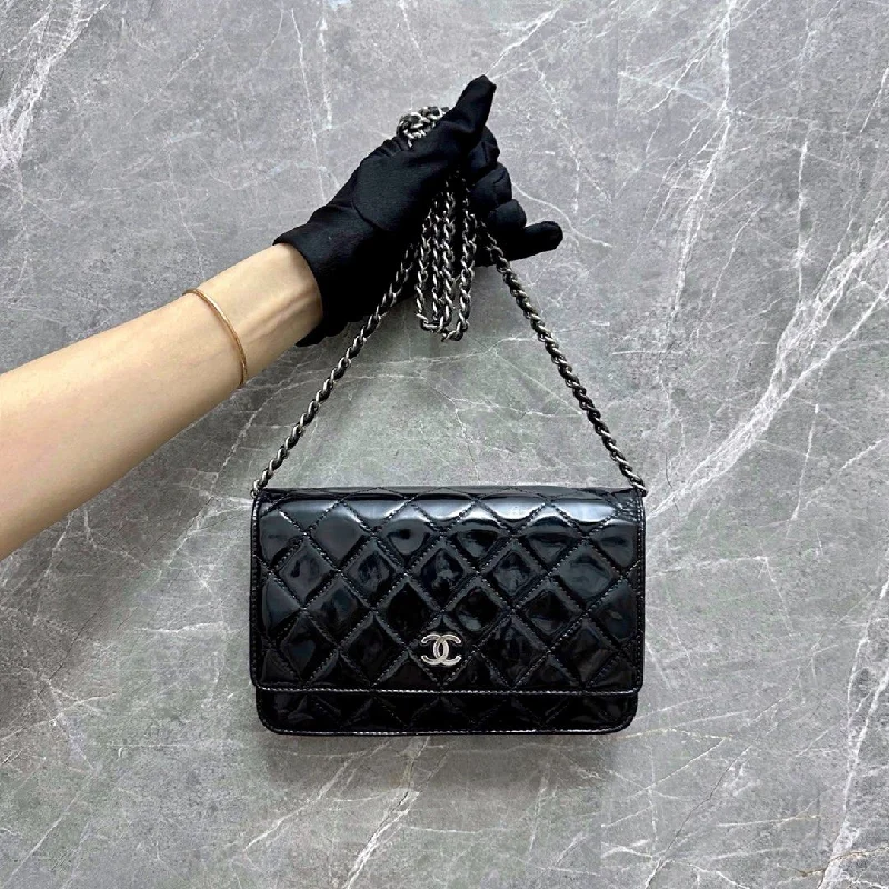 Chanel bags with the perfect balance of luxury and functionalityWOC Wallet On Chain Black Patent Leather No 14